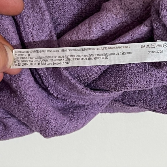 Urban Outfitters Long Sleeve Cropped Sweater Twist Front Purple Size Small - Picture 7 of 12